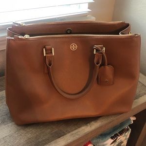 NEW Tory Burch Robinson Double Zip Tote NEW!